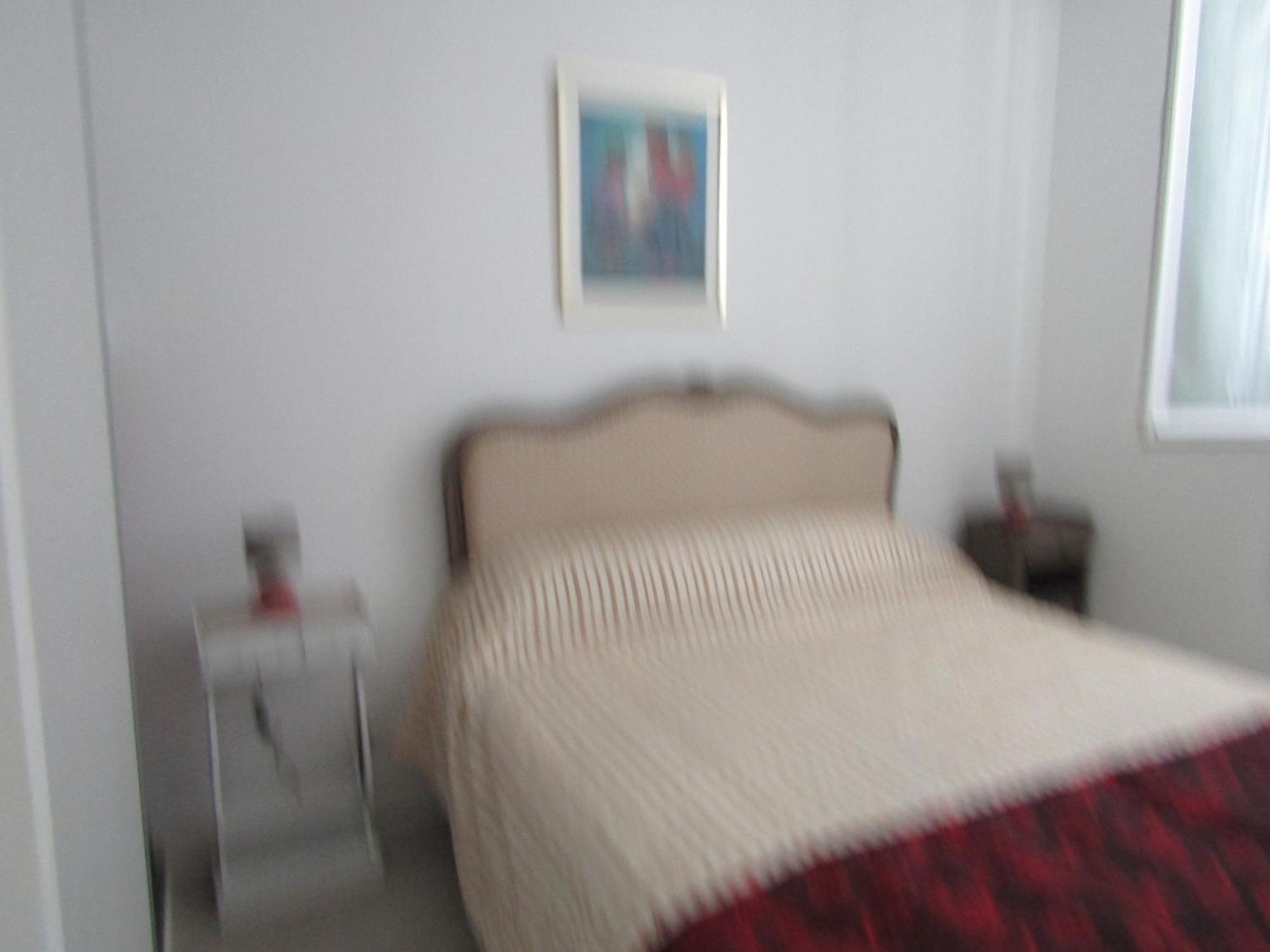 Chambres D'Hotes Le Clos Des Senteurs Malemort Exterior photo